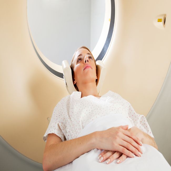 Vrouwen met dicht borstweefsel moeten een MRI screening krijgen
